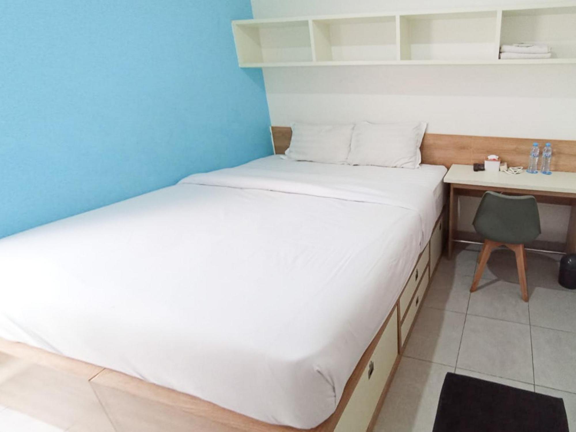 Hotel Ofo Kost Premium Kampung Inggris Pare Syariah Mitra Reddoorz Extérieur photo