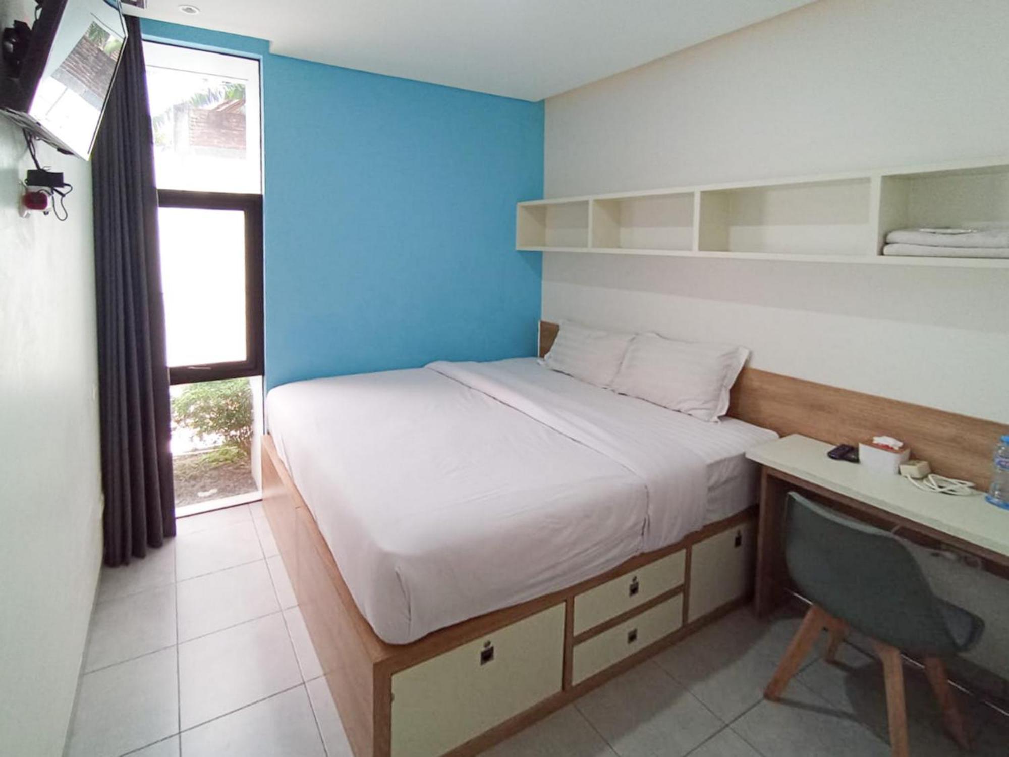 Hotel Ofo Kost Premium Kampung Inggris Pare Syariah Mitra Reddoorz Extérieur photo