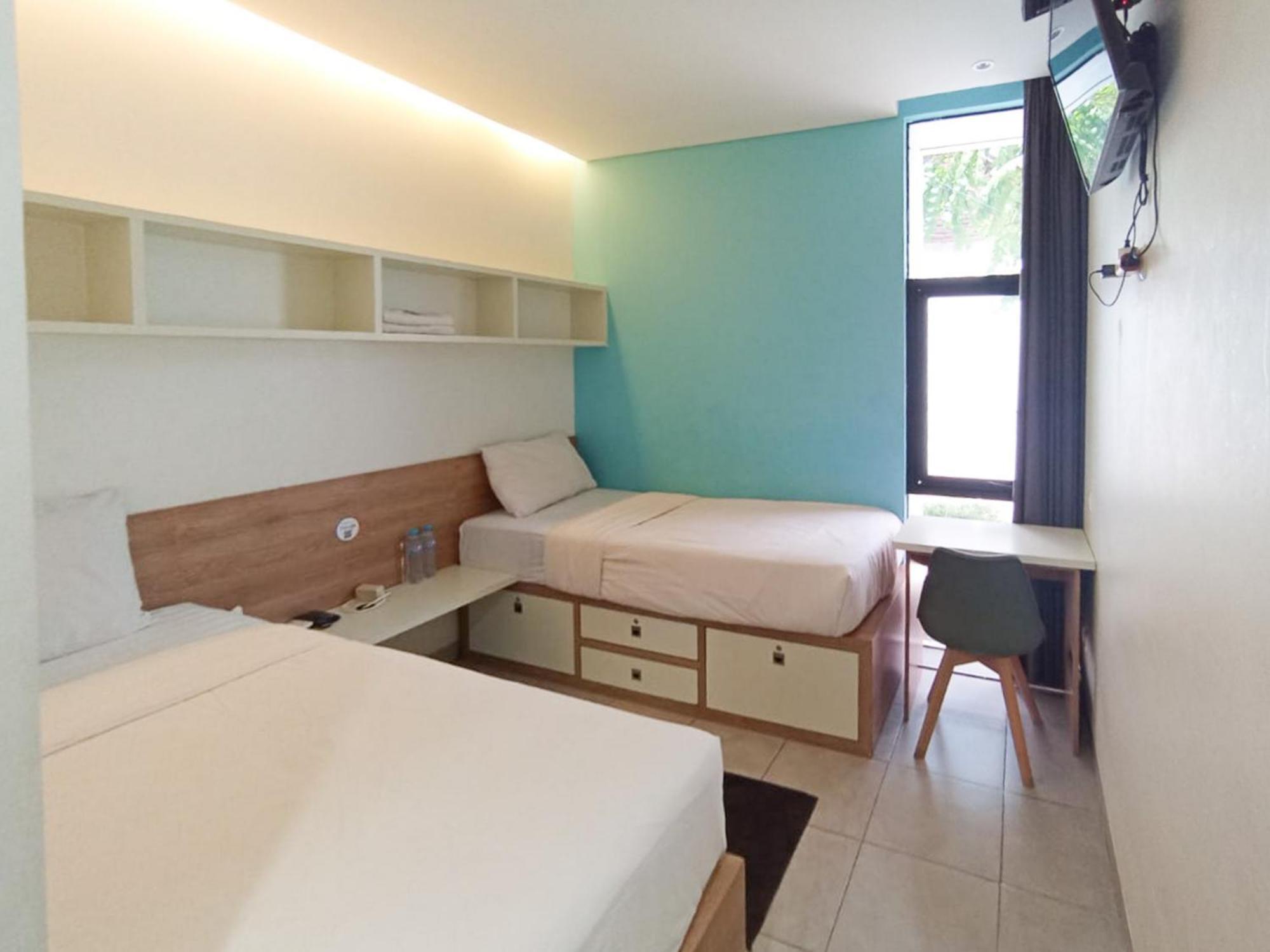 Hotel Ofo Kost Premium Kampung Inggris Pare Syariah Mitra Reddoorz Extérieur photo